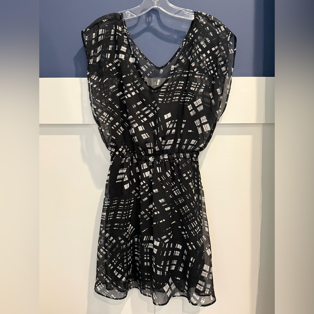 Express Black Midi Dress with White Geometric Print Size XS